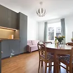 Zoliborz P&o Serviced Apartmán