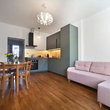 Zoliborz P&o Serviced