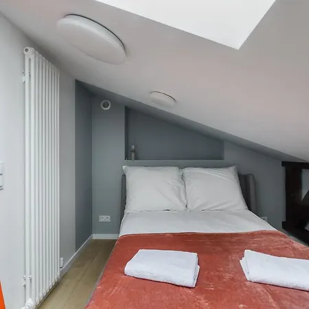 Zoliborz P&o Serviced Apartamento