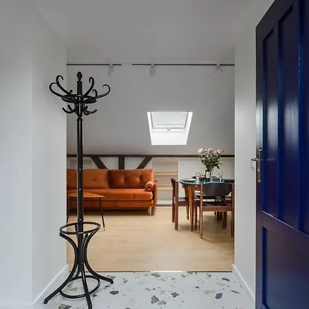 Zoliborz P&o Serviced 华沙