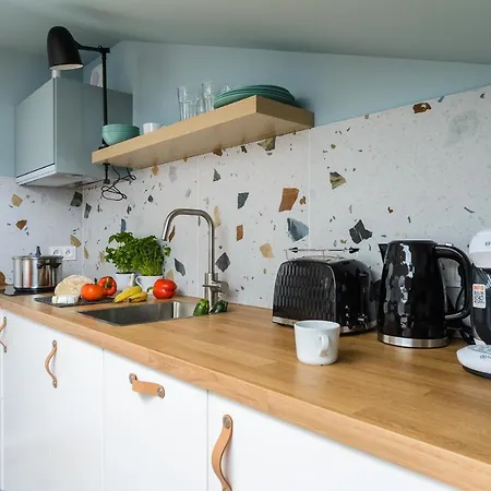 Zoliborz P&o Serviced 华沙