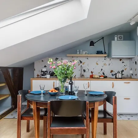 Zoliborz P&o Serviced *