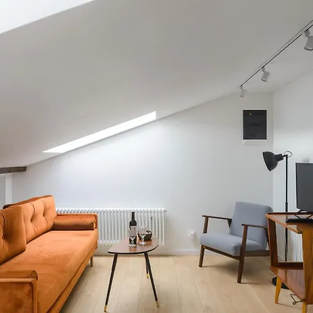 Zoliborz P&o Serviced Appartement *