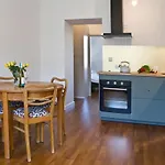 Zoliborz P&o Serviced アパート